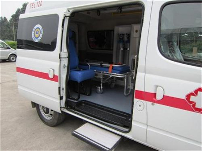 勐海救护车出租服务案例7